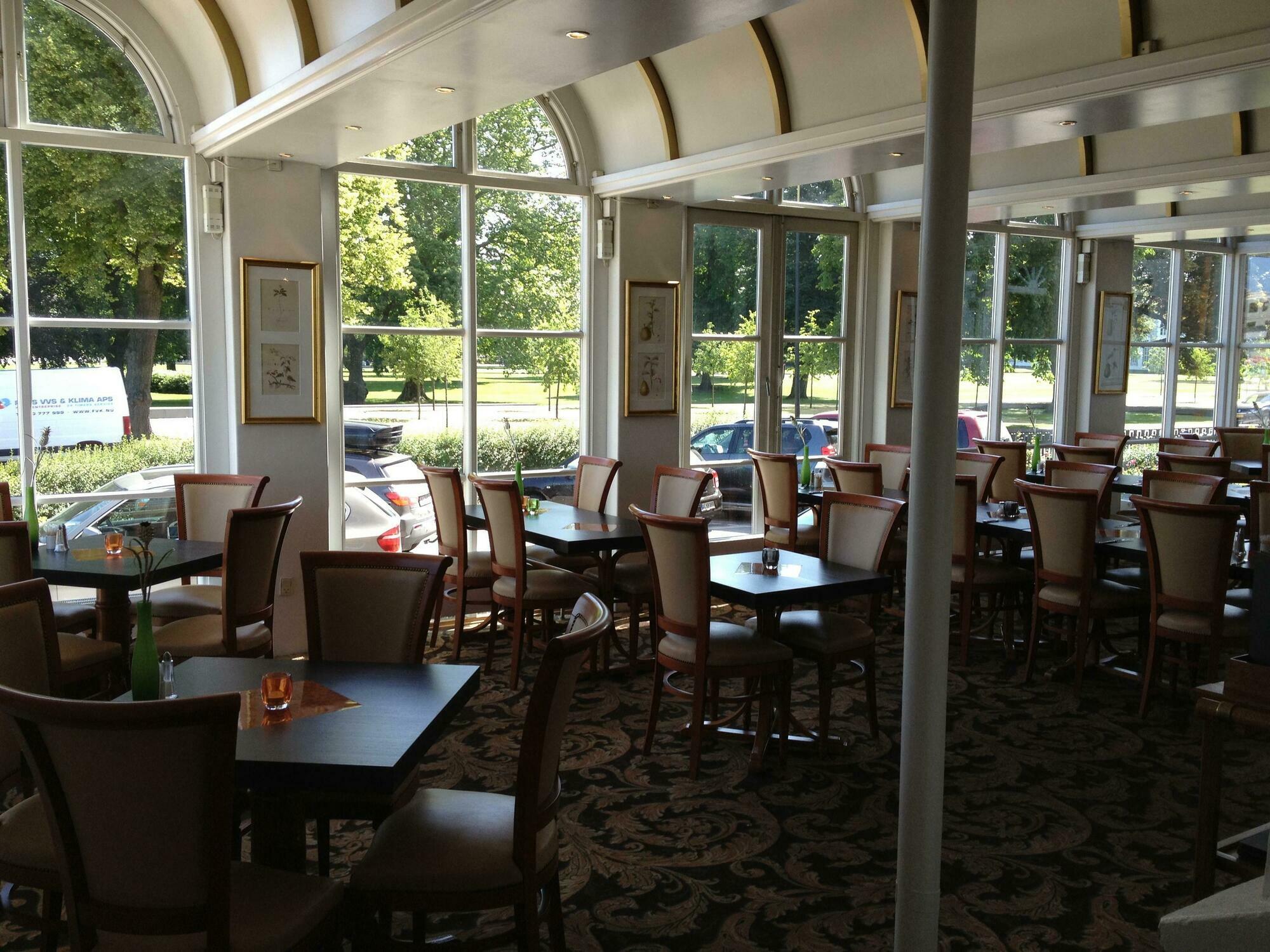 Milling Plaza Hotel